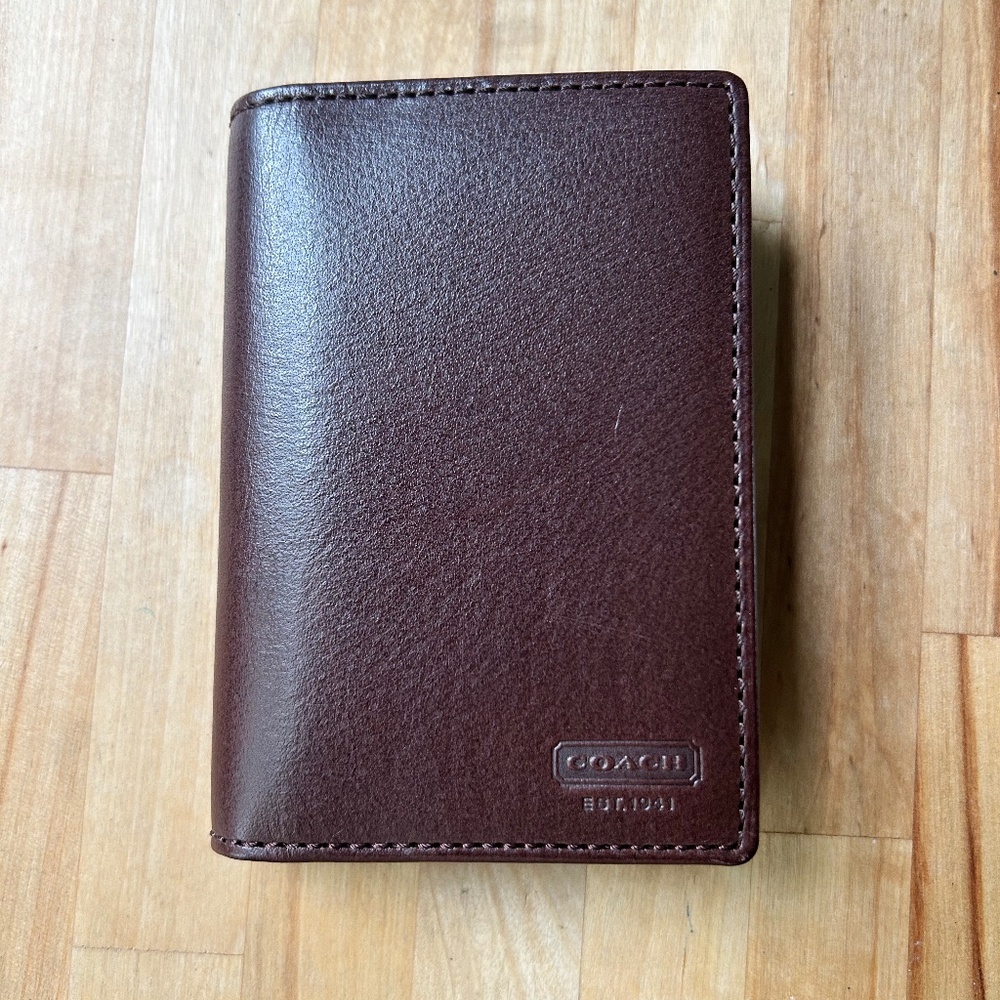 Vintage COACH Brown Leather Small Wallet for Cards -nwot